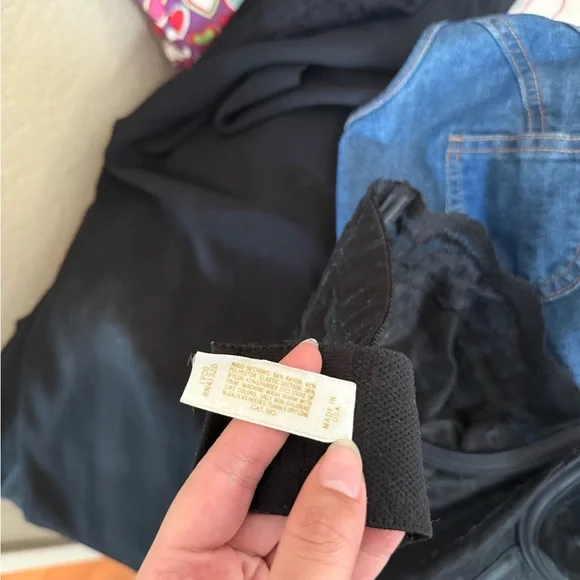 Vintage Victoria’s Secret Gold Label Black Lace Bustier - Picture 7 of 7